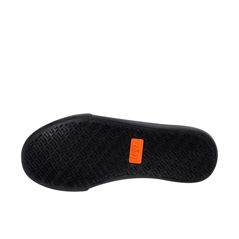 Load image into Gallery viewer, Lugz Stagger Lo Bottom View
