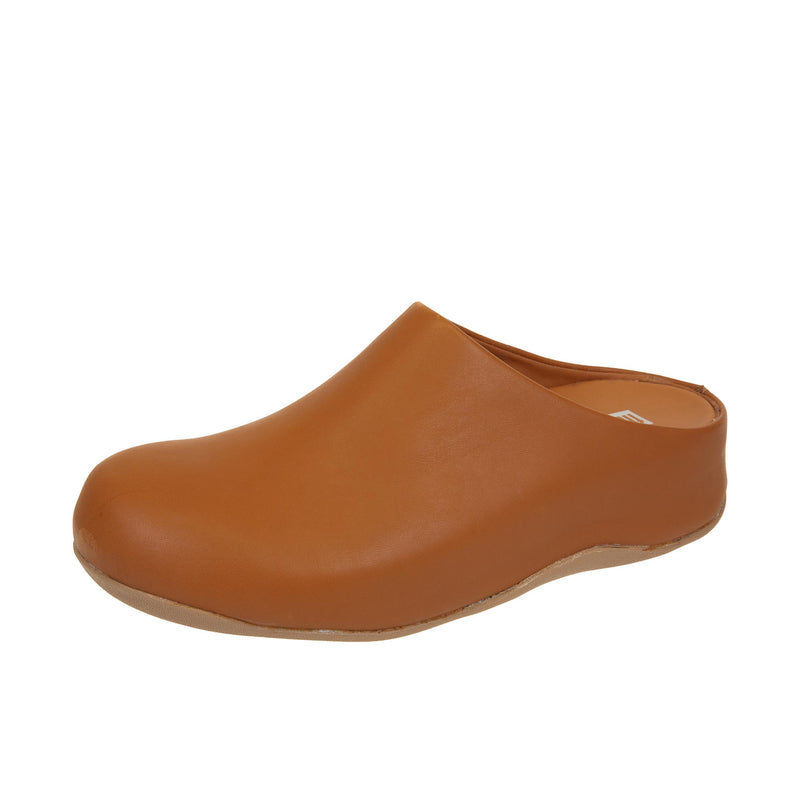 Load image into Gallery viewer, FitFlop Shuv Leather Clog Left Angle View
