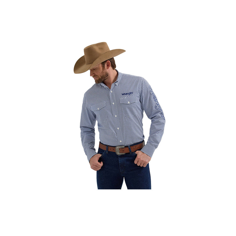 Load image into Gallery viewer, Wrangler Western Logo Shirt Front View
