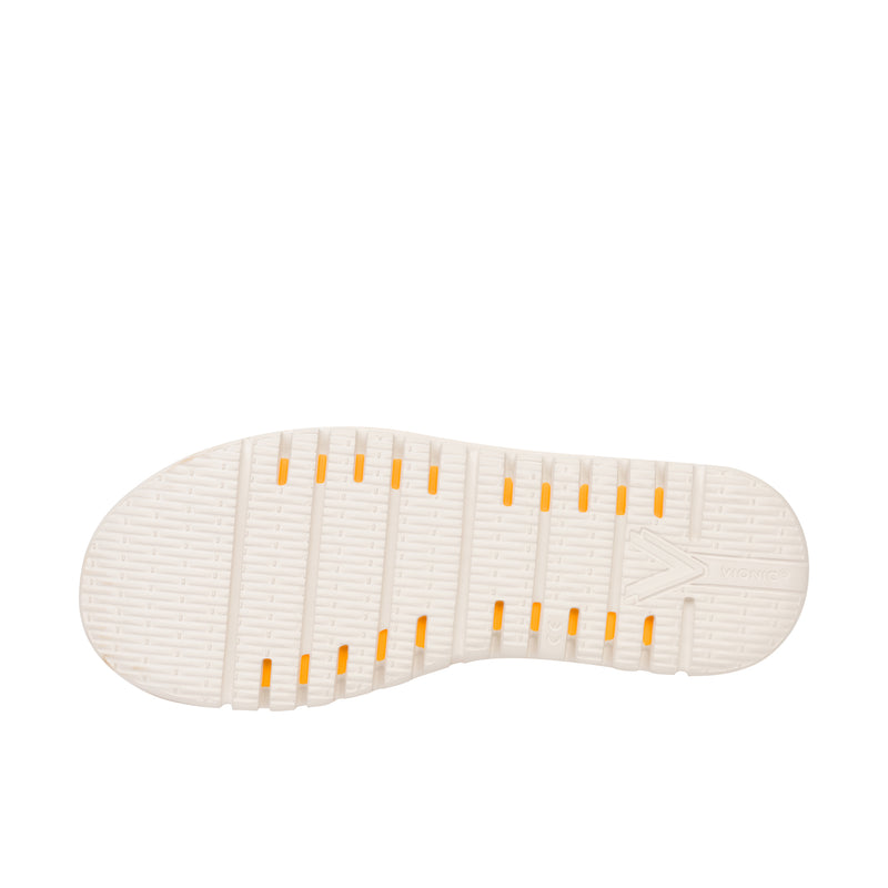 Load image into Gallery viewer, Vionic M 360 Stitchout Uptown Chukka Bottom View
